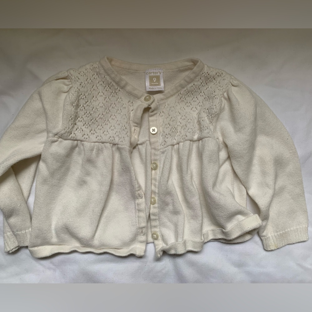 Cream/off-white 9 month Carter’s cardigan - detailing on bodice and buttons